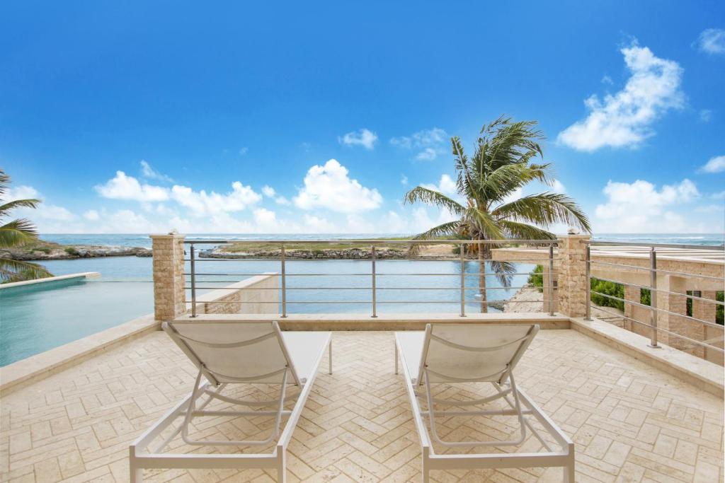 Luxurious 12-Bedroom Cap Cana Villa with Private Beach & Full Staff photo 2
