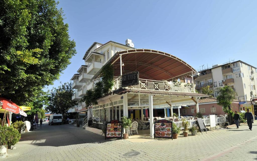 Sun Kiss Hotel photo 3