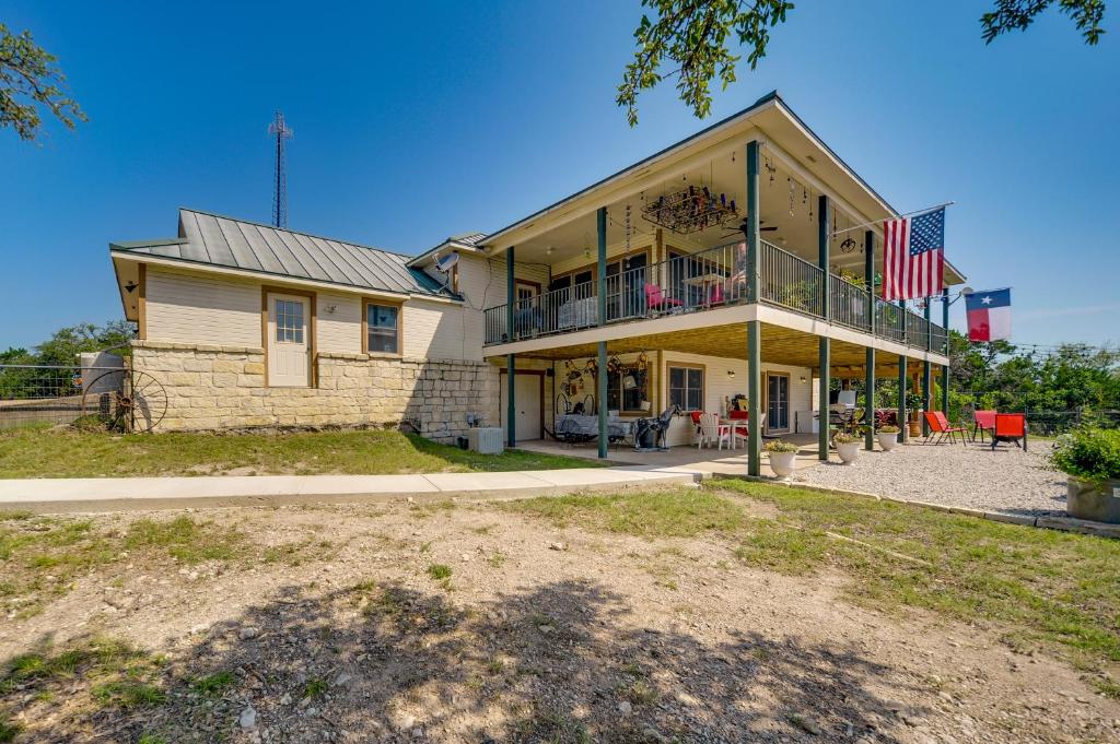 Fredericksburg Retreat with Private Hot Tub and Patio! photo 1