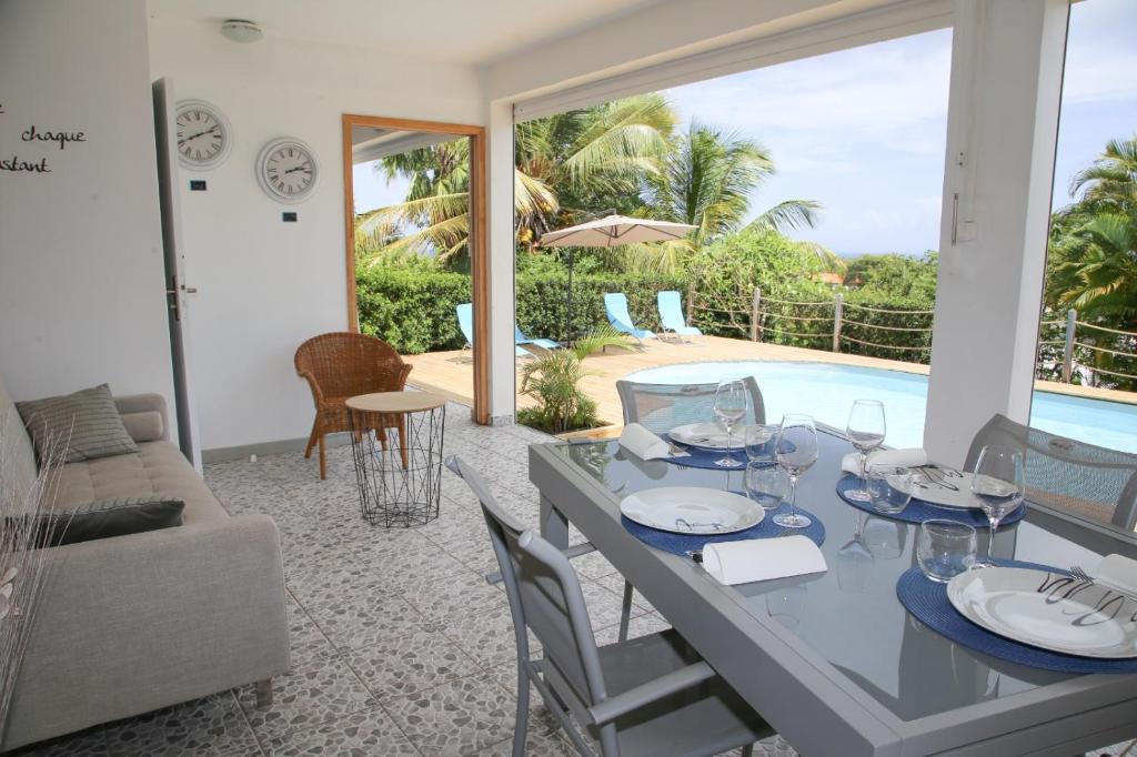 L Orchidée Bleue, bas de villa, vue mer, piscine privée photo 1