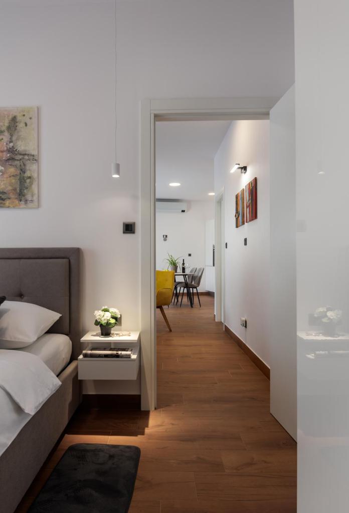 Terra 5 Deluxe Apartment on the ground floor with parking