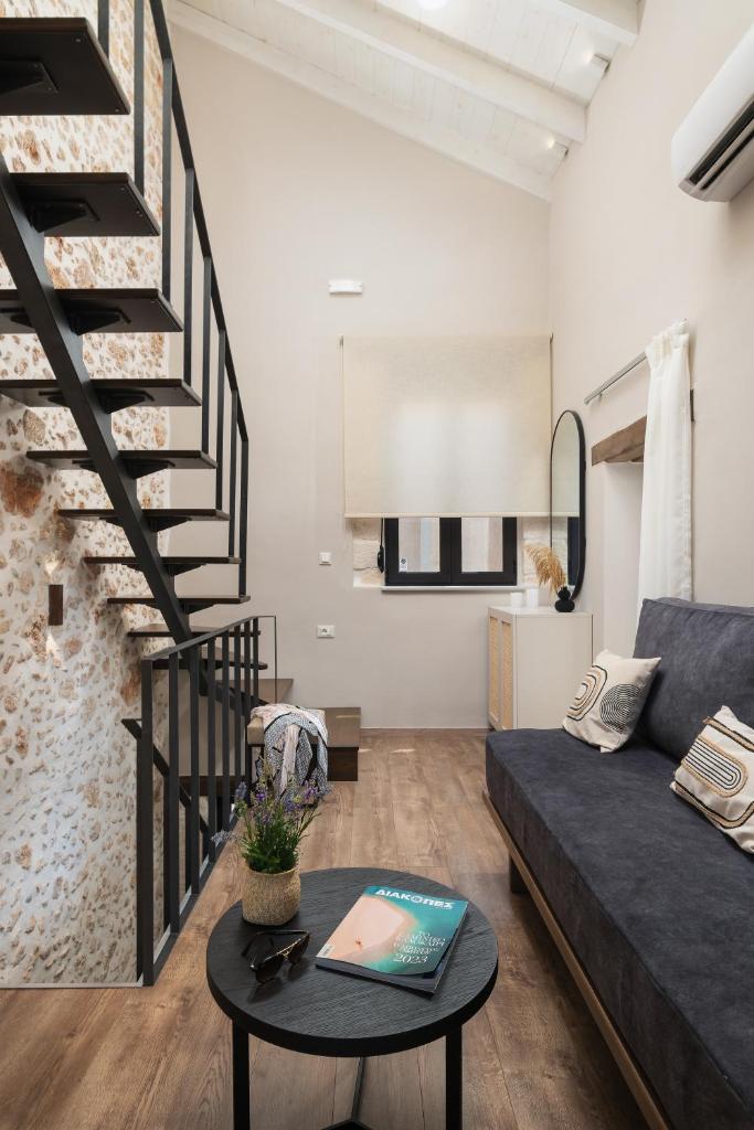 Lovelia Maisonette Chania - Tap to explore photos
