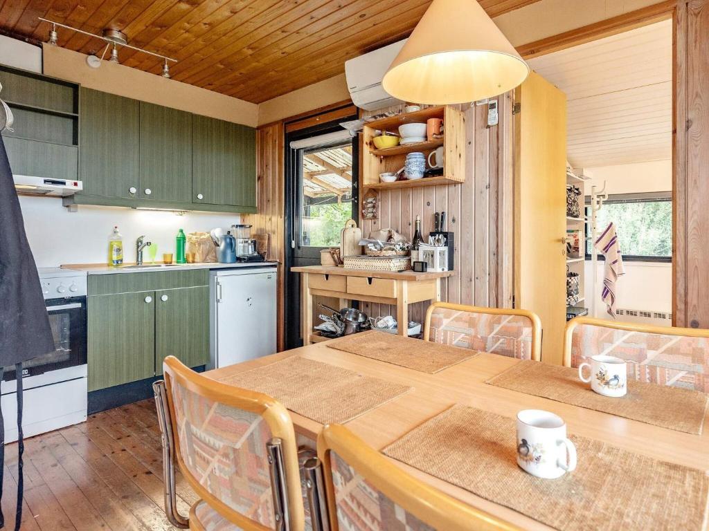 Two-Bedroom Holiday home in Stubbekøbing 1 photo 2