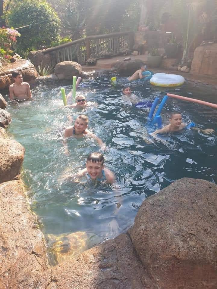 Canyon guest villa photo 1