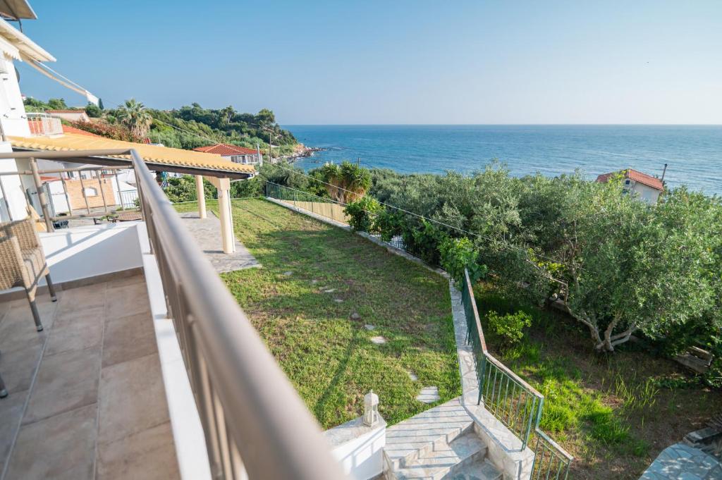 Costa Mare photo 4