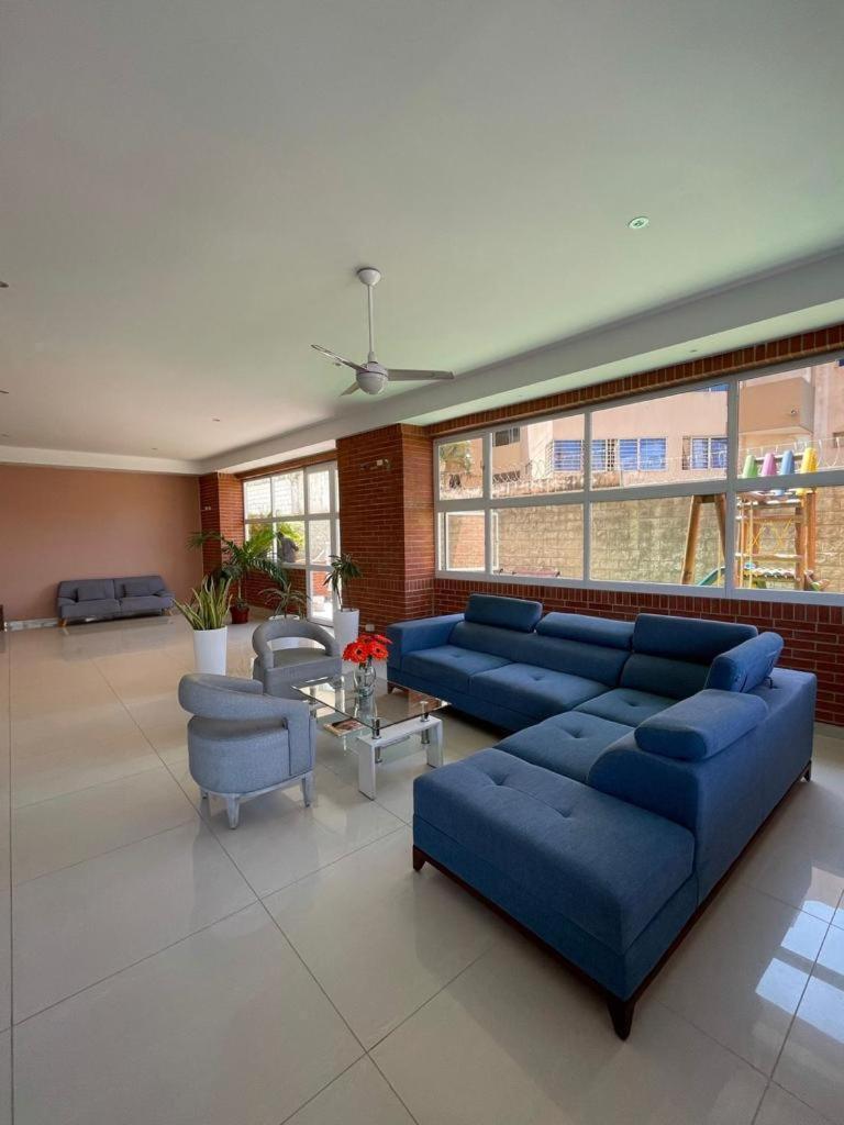 Lindo apartamento cerca de Centro Comercial unico photo 2