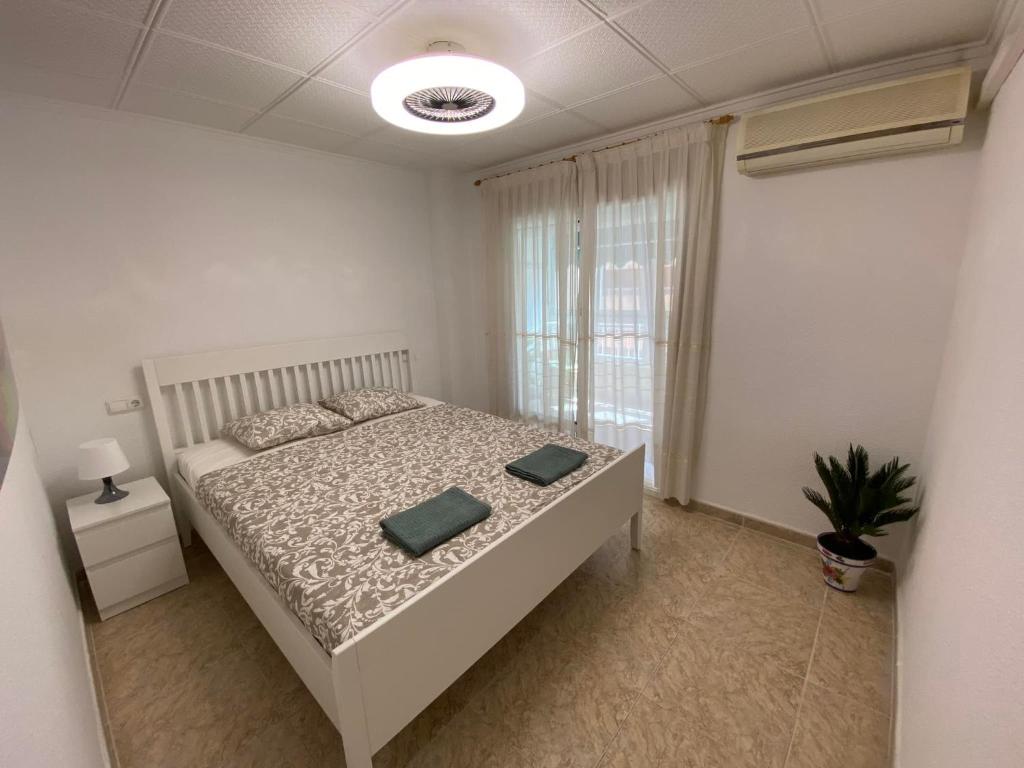 Ilona Apartment with sea view, swimming pool and garage photo 3