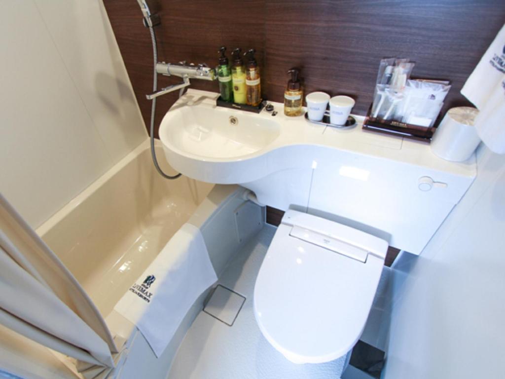 Hotel Livemax BUDGET Umeda - Tap to explore photos