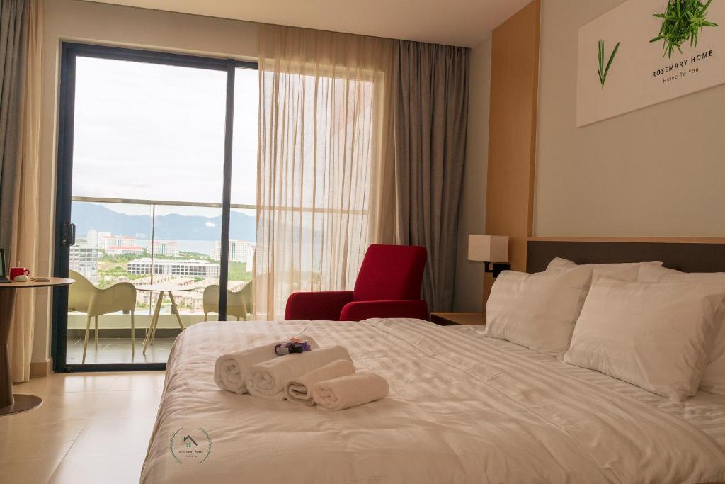 Rosemary Premier Beachfront @ Bai Dai Beach, Cam Ranh photo 4