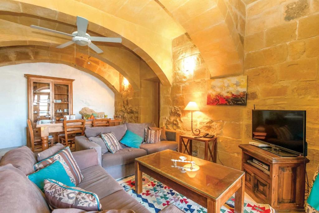 Gharilma V Holiday Home photo 3