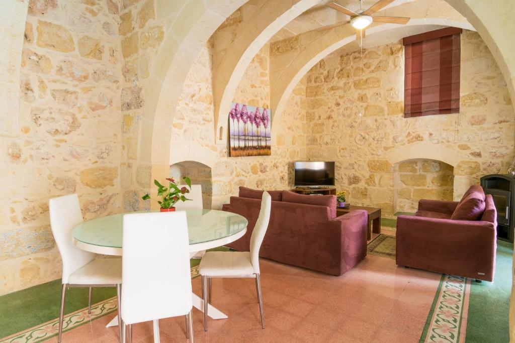 Kikka Holiday Home photo 3