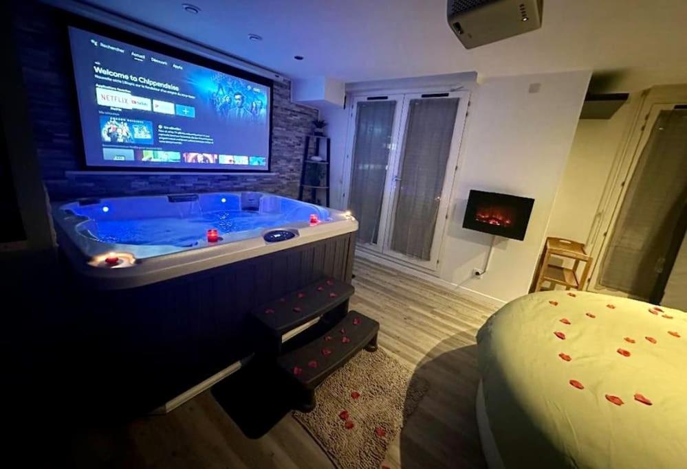 Appartement Love Room/Jacuzzi photo 3