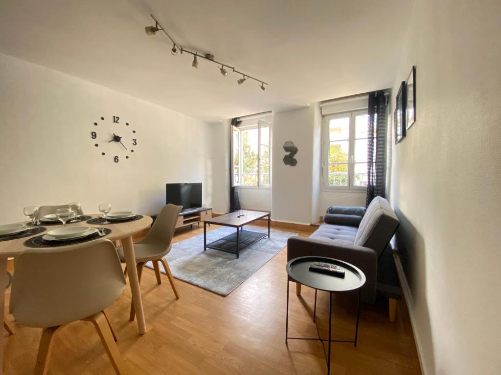 MyraConciergerie - La Villa Bosquet - HyperCentre photo 1