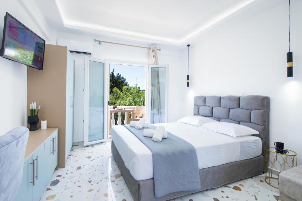Anais Luxury Living Grey & Pink by CorfuEscapes photo 1