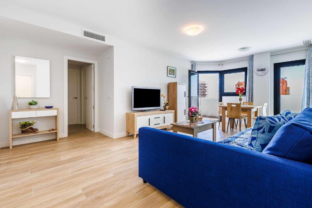 A&N Sea View Comfort Suite with Pool & Parking Torre del Mar - Tap to explore photos