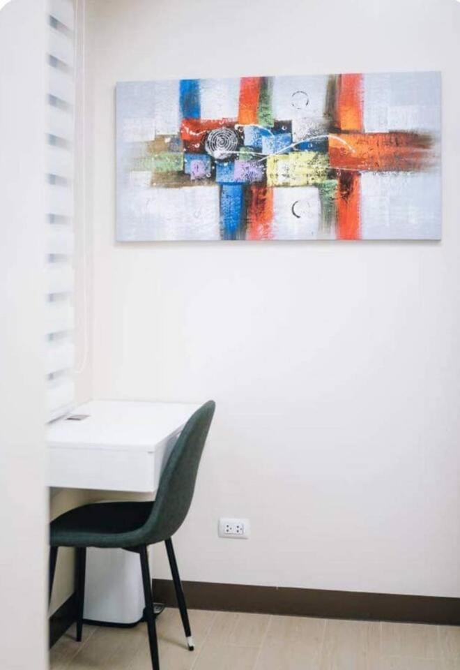 The Florence Condo McKinley Hill photo 3