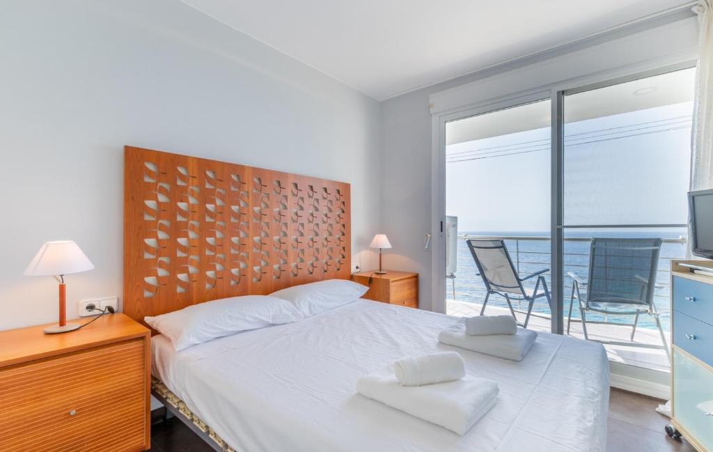 Mar de Moravit by Nora Nice photo 2