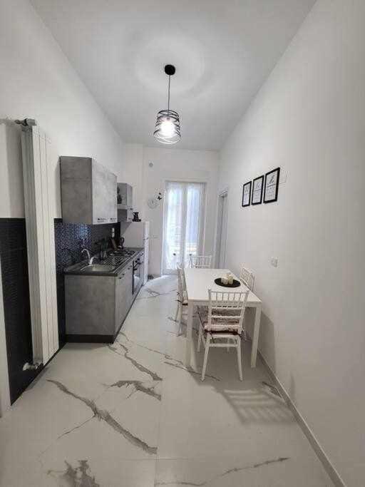 NewLife 815 Holiday Home Black photo 1