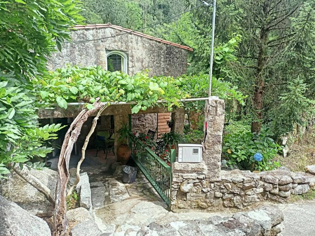 Molino cascada de caldas de reyes photo 1