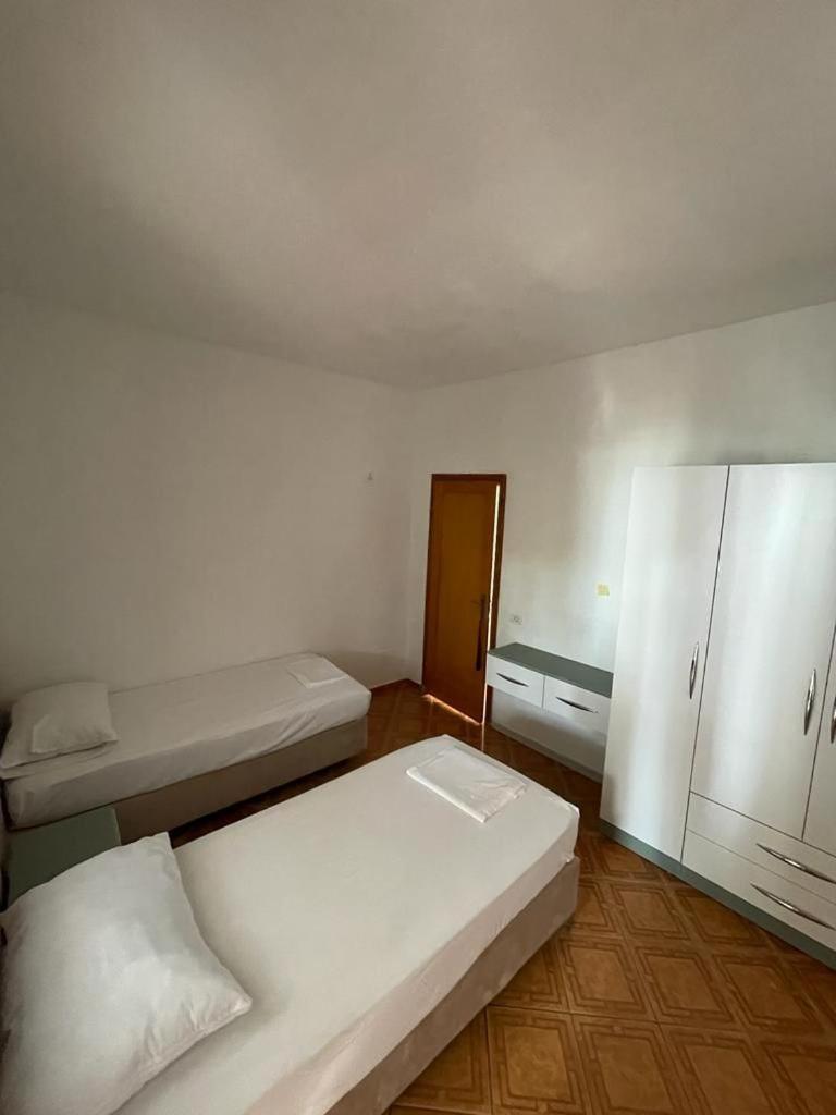 Hotel Ani photo 1