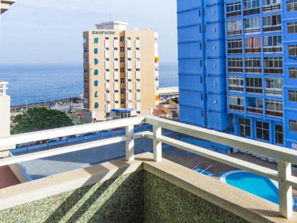 Live Candelaria Alsaca con Balcón y Vista al Mar photo 1