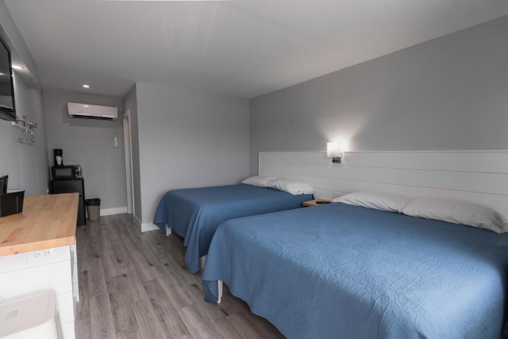 Sea Horse Motel image