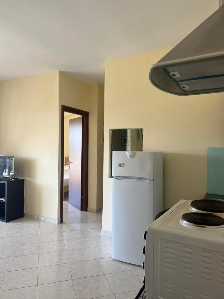 Sunset Apartment photo 2
