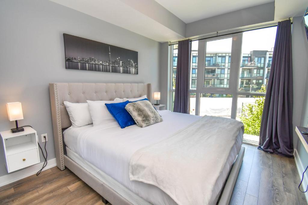 King & Queen Bed, Pool, Firepit, Fully Stocked photo 2