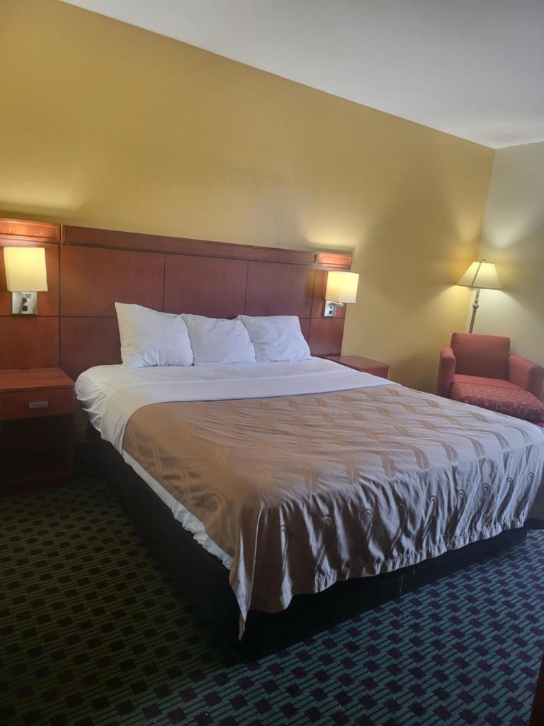 Baymont by Wyndham Williamsburg photo 1