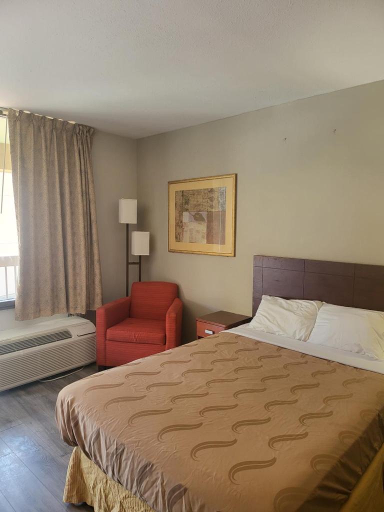 Baymont by Wyndham Williamsburg photo 2