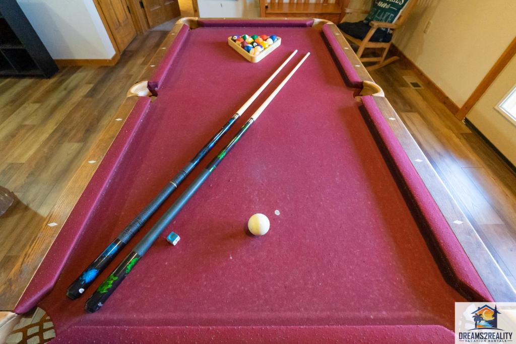 Forest Heights Lodge - 6BR - Pool Table - Near Silver Dollar City - FREE TICKETS INCLUDED photo 2