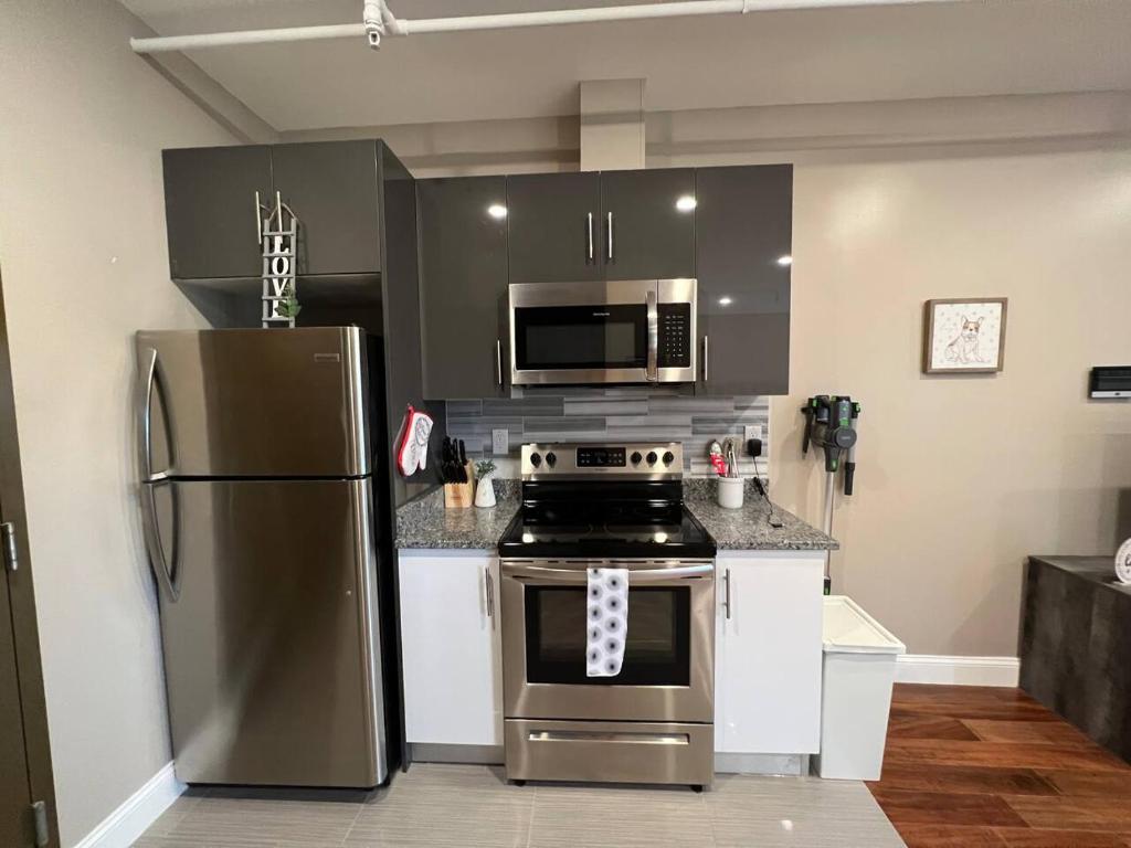 302 Comfy Cabin 1BD with city view in Center city photo 1