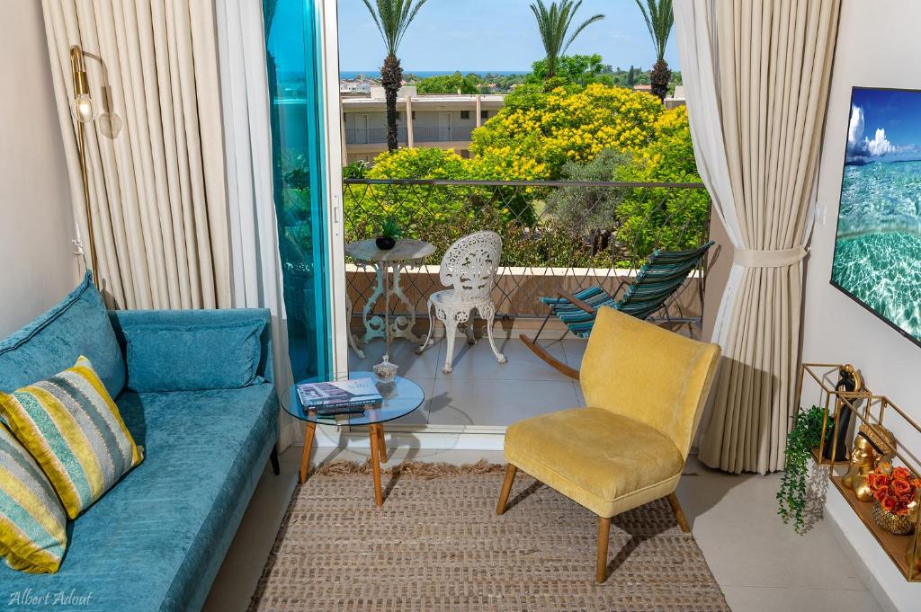 Mina's Suites - קיסריה photo 3