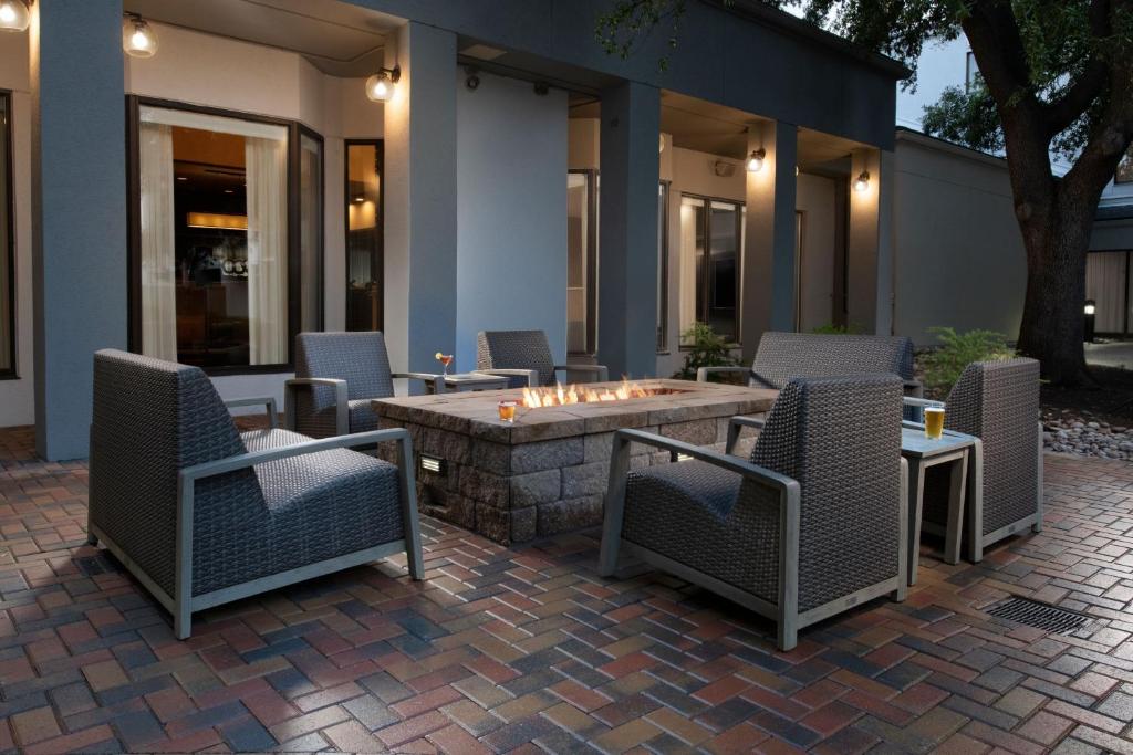 Courtyard by Marriott Dallas Plano Parkway at Preston Road photo 3
