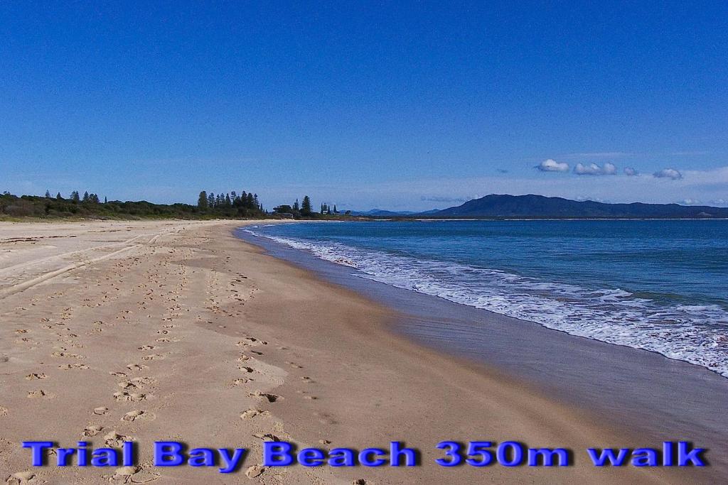 Trial Bay Beach Cabin 2 - Bring your own linen. photo 1
