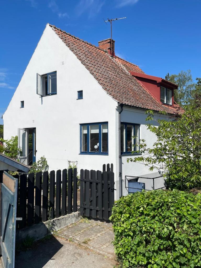 Large house with sea view