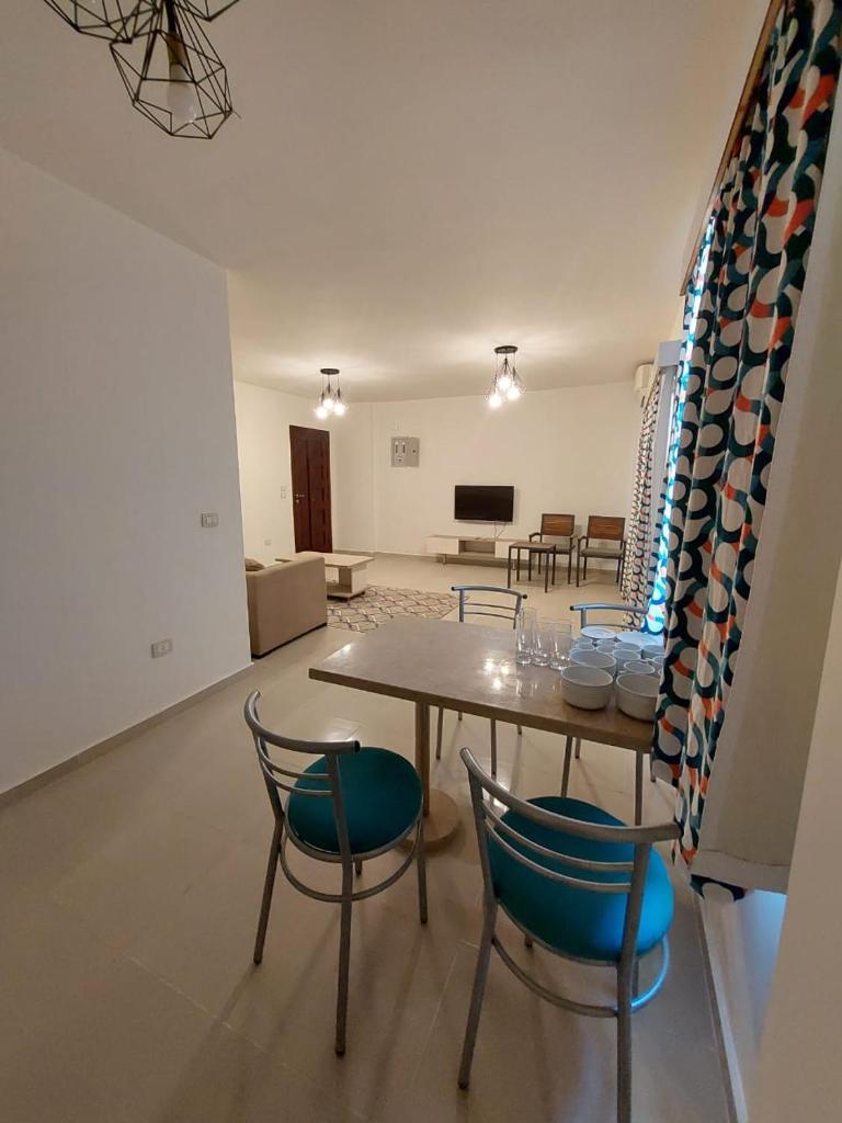 Marina Residence New Alamein 2 bedroom apartment photo 3