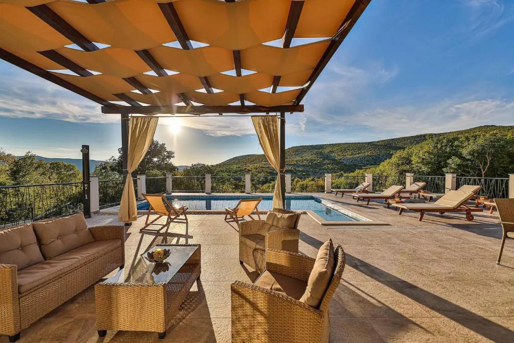 Luxury Villa Amore photo 2