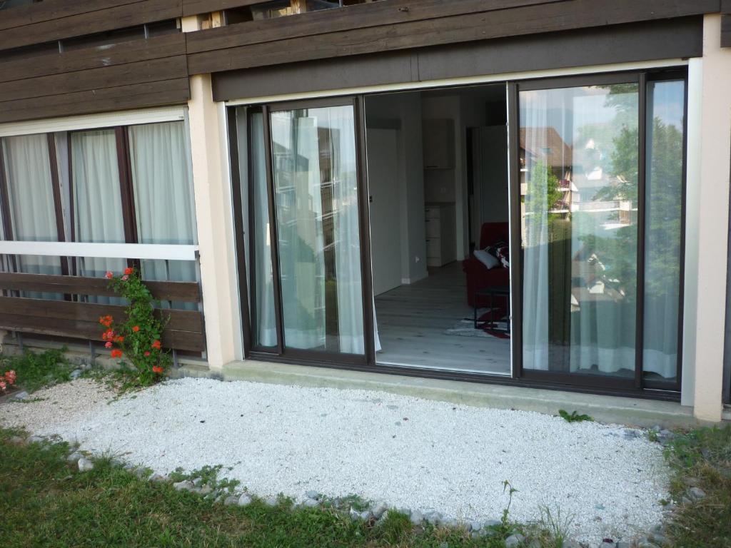 gîte Amolinnes F2 5mn douane croix de rozon 20mn Genève photo 4