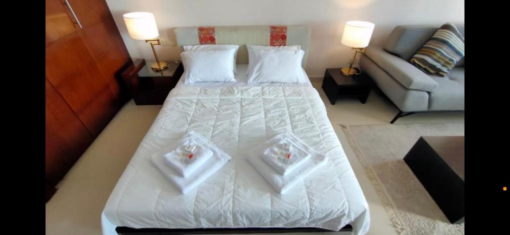 Executive Royal Tower Apartments - Sky Lounge photo 4