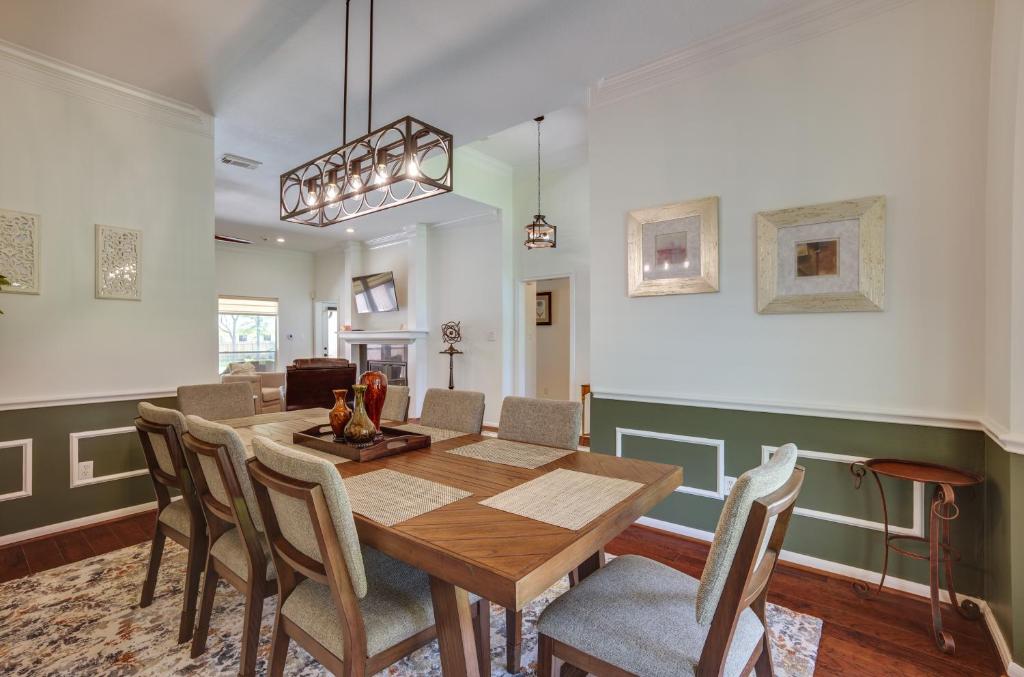 Sprawling Montgomery Oasis with Pool and Hot Tub! photo 1