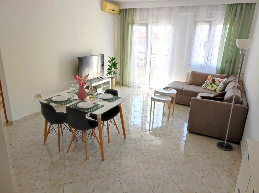 Sea Breeze II Apartment photo 1