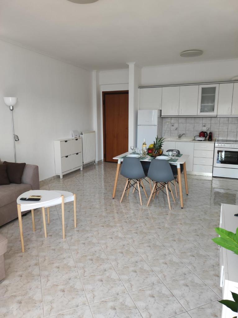 Sea Breeze II Apartment photo 3