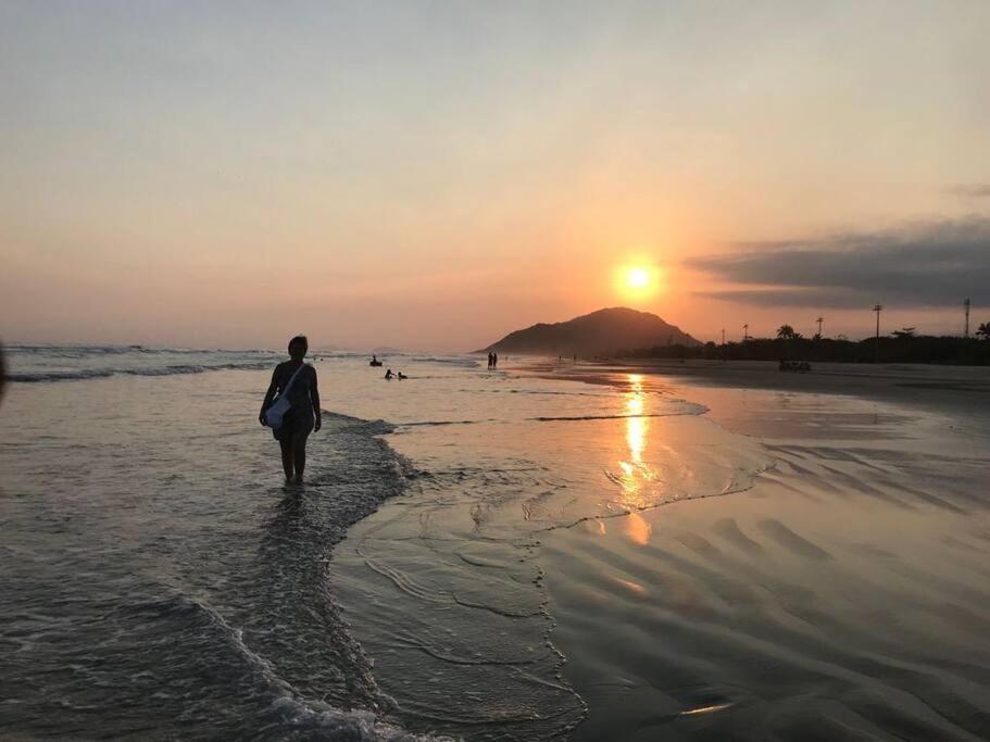 Boracéia-Bertioga em frente ao mar