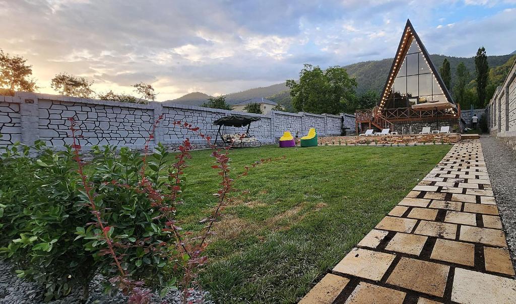 HOLIDAY HOME photo 4