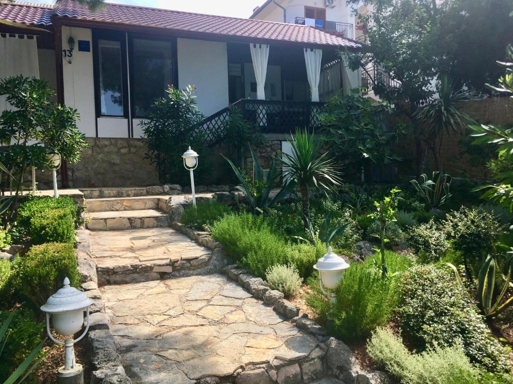 beach house photo 2