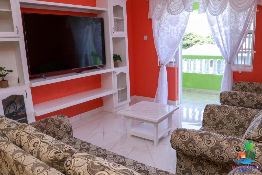 EHL Calypso Villa 4Bed 4.5baths, 5min to Beach photo 2