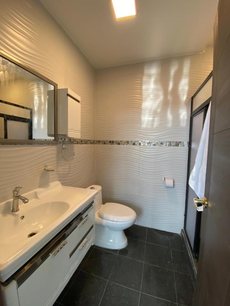 Suites AlojaT MIMOS Machala diagonal al oro verde. photo 3