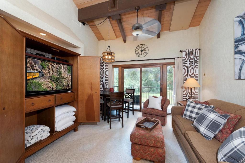 Tamarron HighPoint 552 photo 2