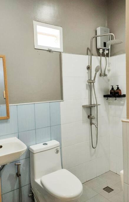 Private Townhouse (Serenia Homestay) photo 3